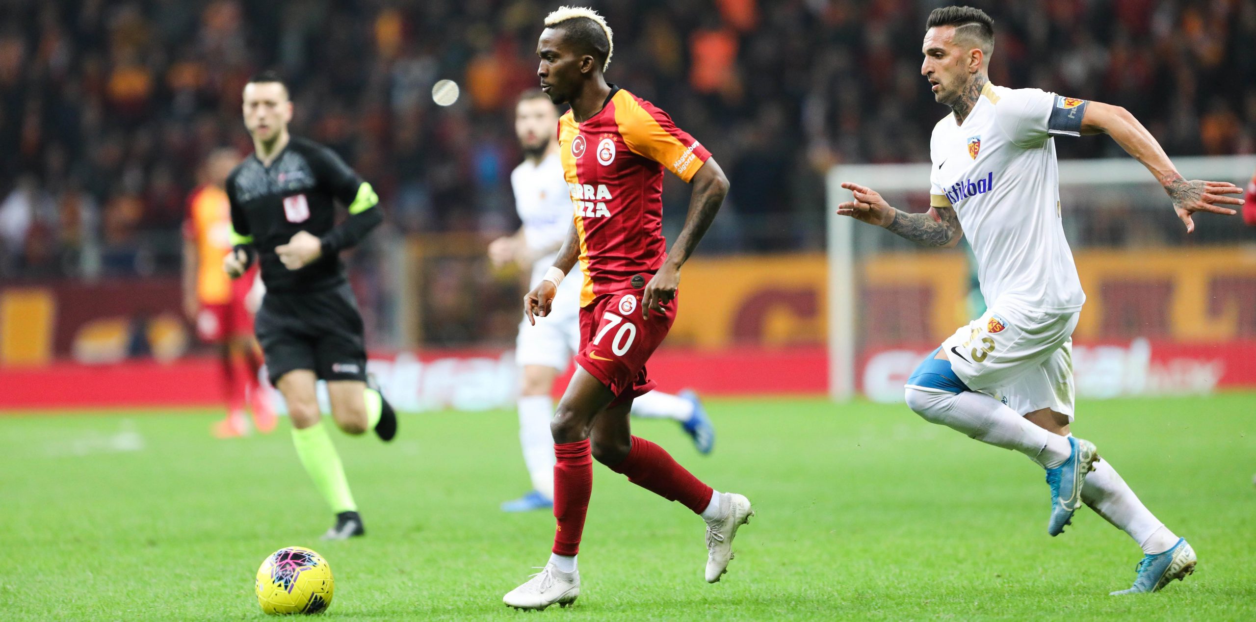 Super Lig - Fenerbahçe vs Galatasaray - Henry Onyekuru - betFIRST